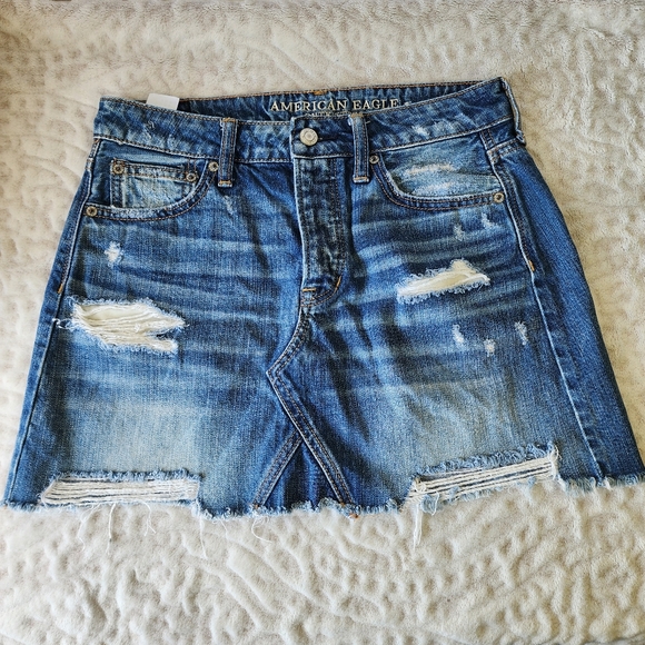 American Eagle Outfitters Distressed Denim Mini Skirt Women Size 4 Button Fly - Picture 3 of 13